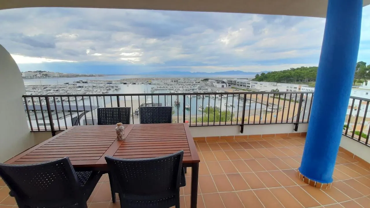 Apartaments Club Nautic L' Escala Daire