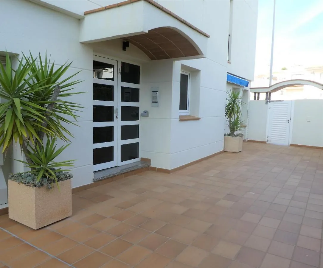 Apartaments Club Nautic L'Escala