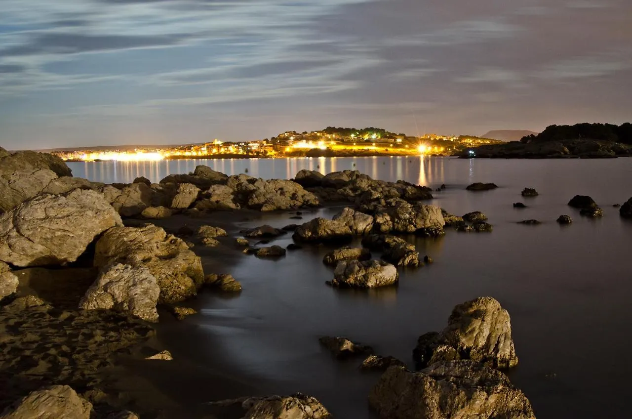 Apartaments Club Nautic L'Escala Apartment