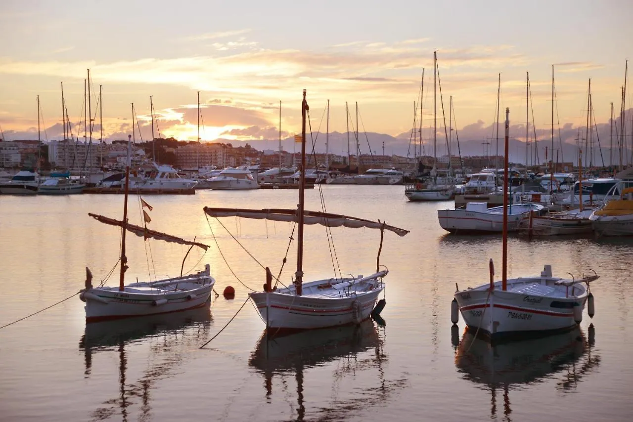 Apartaments Club Nautic L' Escala