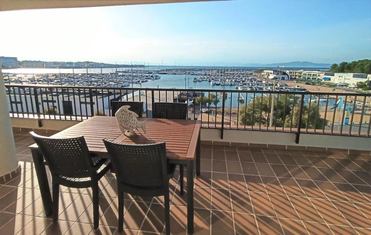 Apartaments Club Nautic L' Escala